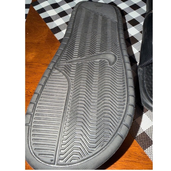 Nike Benassi JDI Black White Mens Slide Sandals Size 12 EUC - Picture 4 of 6